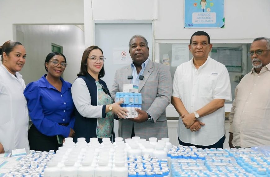 Hospital Ar&iacute;stides Fiallo Cabral recibe donaci&oacute;n de insumos del Gabinete Social